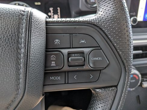 Used 2024 Toyota Tacoma SR image 15