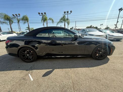 Used 2022 BMW M440i Convertible w/ Premium Package image 3