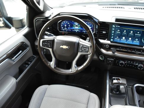 Used 2022 Chevrolet Silverado 1500 LT w/ Max Trailering Package image 28