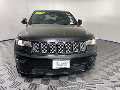 Used 2018 Jeep Grand Cherokee Altitude AWD/4WD image 3