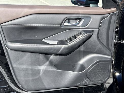 Certified 2023 Nissan Rogue SV w/ SV Premium B Package image 20