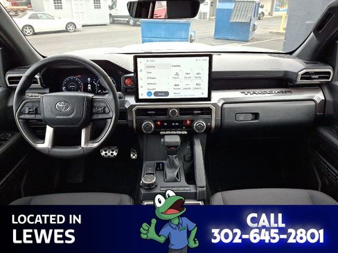 Used 2024 Toyota Tacoma TRD Sport image 11