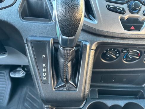 Used 2019 Ford Transit 250 130 Low Roof image 31