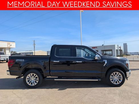 Used 2025 Ford F150 Lariat w/ Equipment Group 502A High AWD/4WD image 2
