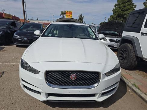 Used 2019 Jaguar XE RWD image 2