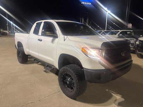 Used 2019 Toyota Tundra SR image 3