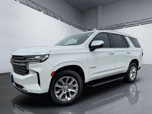 Used 2023 Chevrolet Tahoe Premier w/ Premium Package 2 AWD/4WD image 33