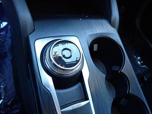 Certified 2024 Ford Escape ST-Line image 19