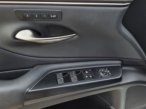 Used 2021 Lexus ES 350 w/ Premium Package image 19