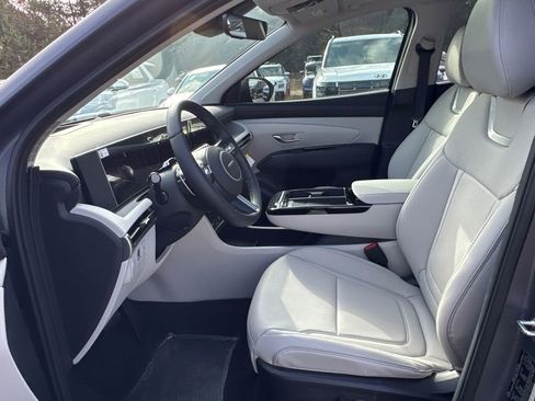 New 2026 Hyundai Tucson Limited image 9