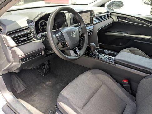 Used 2025 Toyota Camry LE FWD image 13