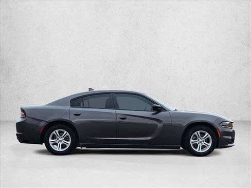 Used 2023 Dodge Charger SXT image 4