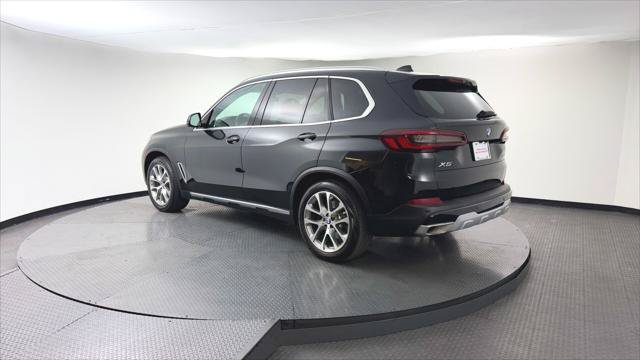 Used 2023 BMW X5 sDrive40i w/ Premium Package RWD image 6