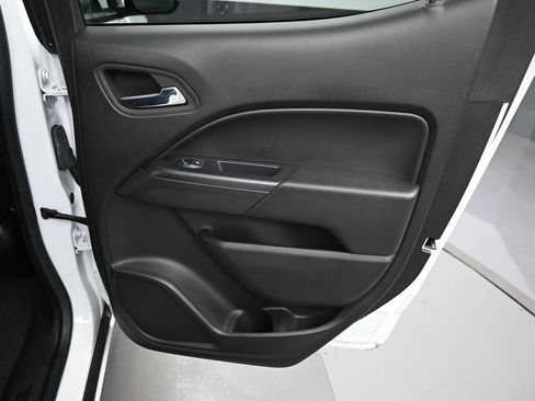 Used 2022 Chevrolet Colorado LT w/ LT Convenience Package image 32