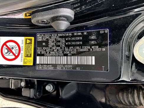 Used 2019 Toyota Highlander Limited Platinum AWD/4WD image 36