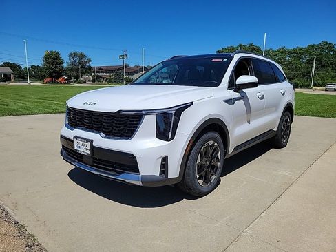 New 2026 Kia Sorento S w/ S Panoramic Sunroof Package FWD image 2