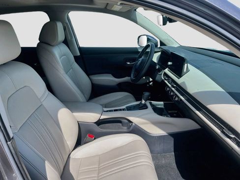 Used 2024 Honda HR-V EX-L image 28