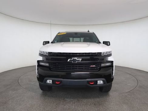 Used 2021 Chevrolet Silverado 1500 LT Trail Boss w/ LT Trail Boss Premium Package AWD/4WD image 3