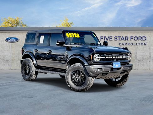 Certified 2024 Ford Bronco Outer Banks AWD/4WD image 1