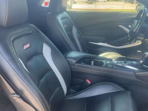 Used 2019 Chevrolet Camaro SS RWD image 34