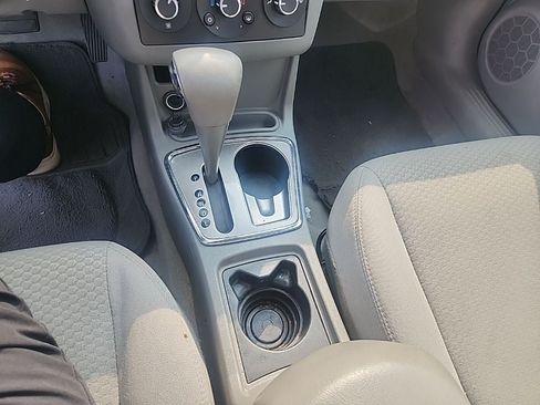 Used 2007 Chevrolet Malibu LS FWD image 9