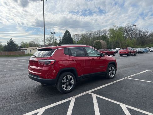 Used 2019 Jeep Compass Limited image 6