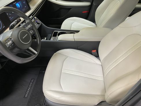 Used 2025 Hyundai Sonata Limited image 20