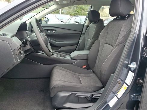 Certified 2025 Honda Accord LX image 14