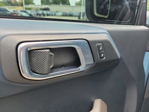 Used 2022 Ford Bronco Outer Banks AWD/4WD image 20