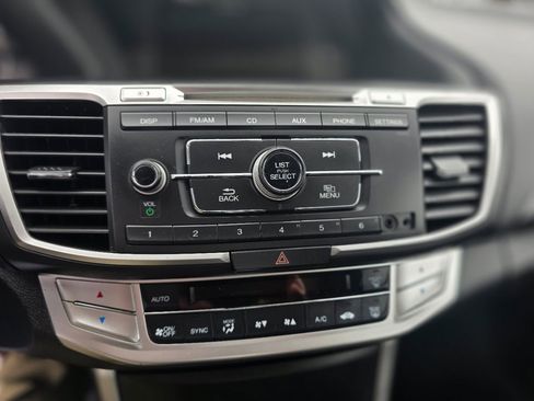 Used 2015 Honda Accord Sport image 32