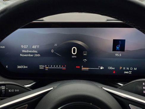 Used 2024 Buick Envision Preferred image 26