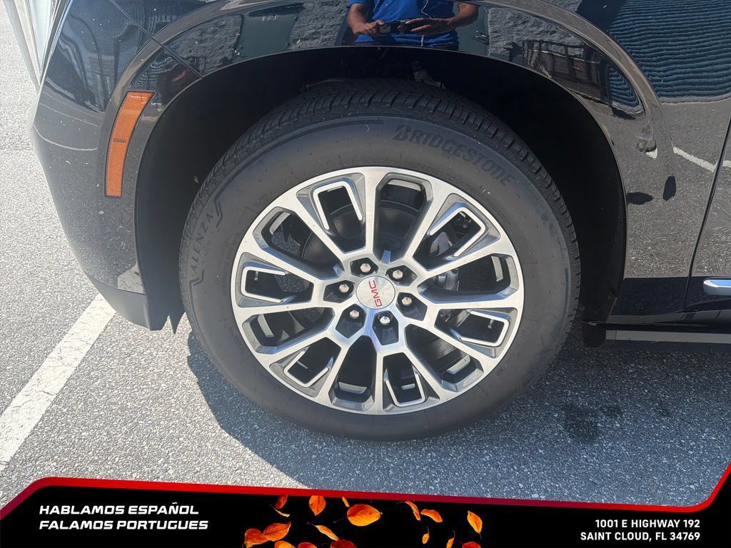 New 2026 GMC Yukon Denali w/ Denali Reserve Package AWD/4WD image 10