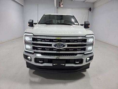 Used 2023 Ford F250 Lariat w/ Chrome Package AWD/4WD image 9