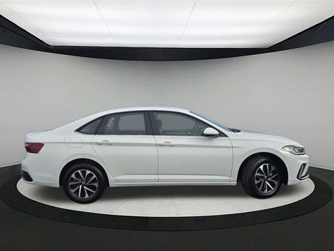 New 2026 Volkswagen Jetta S image 8