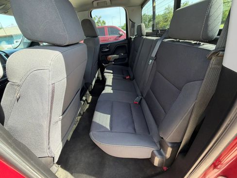 Used 2018 GMC Sierra 1500 SLE w/ SLE Value Package AWD/4WD image 17