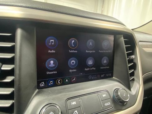 Used 2022 GMC Acadia Denali w/ Denali Ultimate Package AWD/4WD image 17