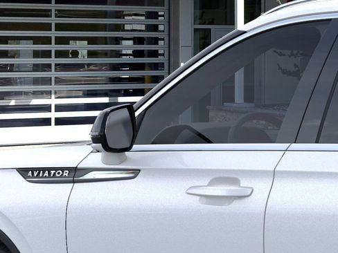 New 2026 Lincoln Aviator AWD image 49