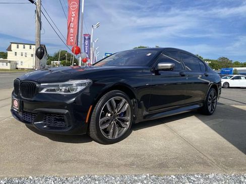 Used 2017 BMW M760i xDrive AWD/4WD image 1