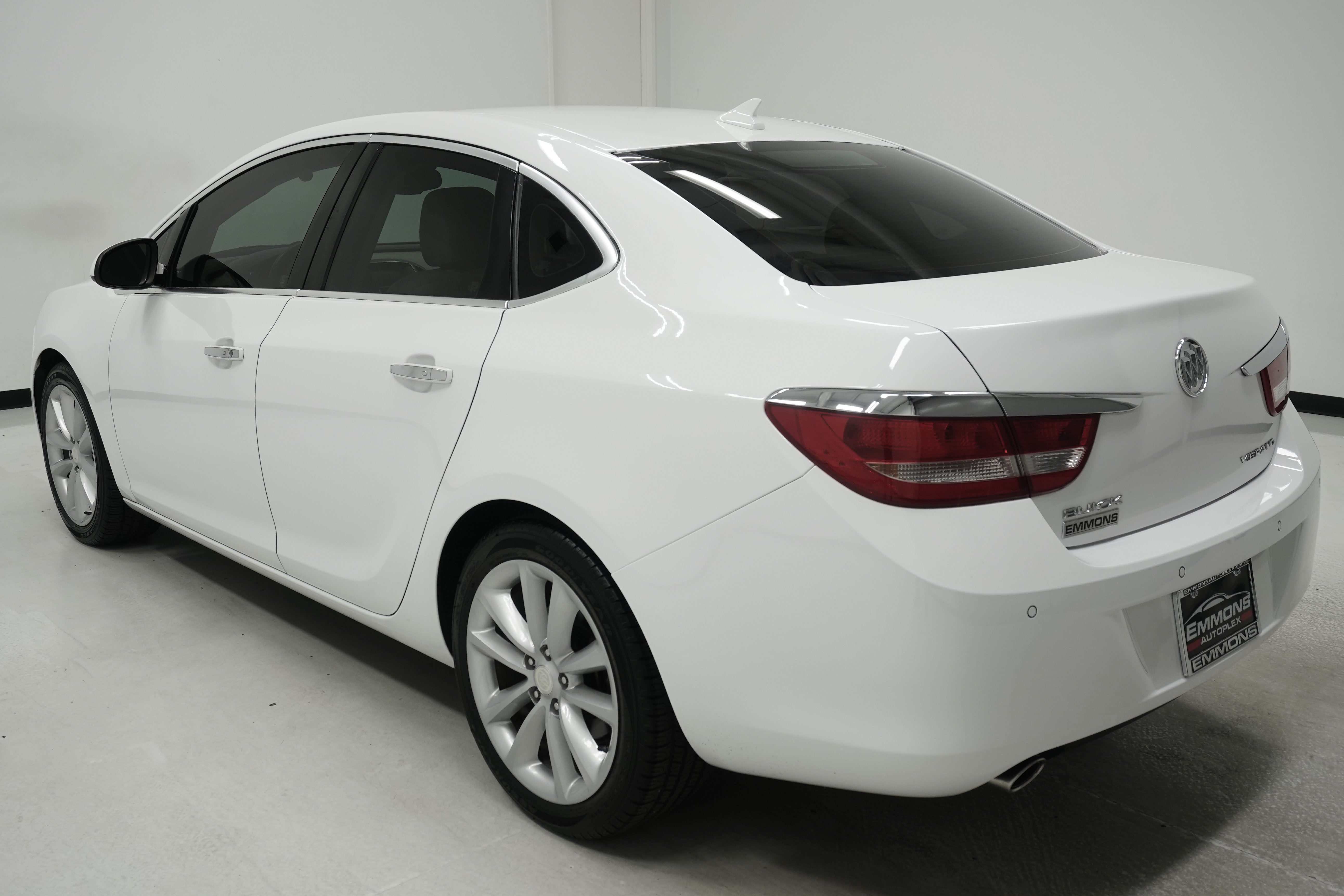 Used 2014 Buick Verano Leather FWD image 6