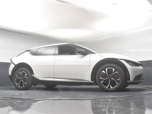 Used 2024 Kia EV6 Wind w/ Wind Technology Package image 33