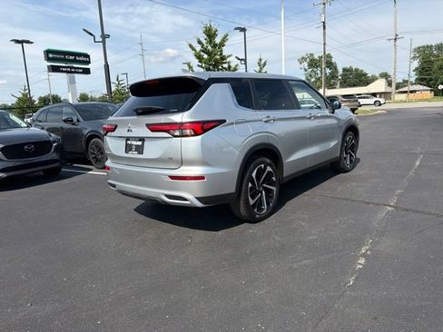 Used 2024 Mitsubishi Outlander SE AWD/4WD image 9