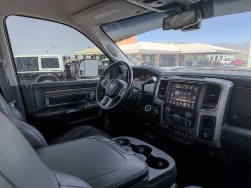 Used 2017 RAM 3500 Laramie w/ Cold Weather Group image 9