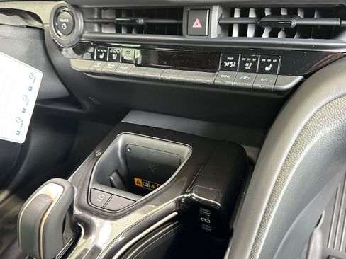 New 2026 Toyota Crown Signia AWD/4WD image 18