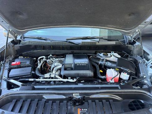 Used 2025 Chevrolet Silverado 1500 High Country w/ Technology Package AWD/4WD image 5