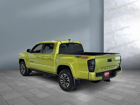 Used 2023 Toyota Tacoma TRD Sport image 4