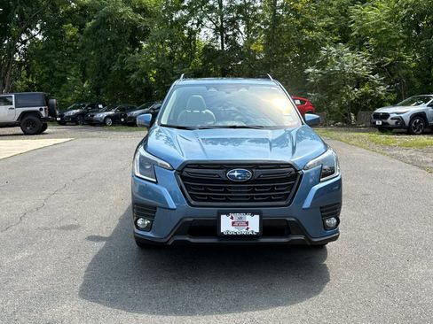 Certified 2023 Subaru Forester Premium AWD/4WD image 8