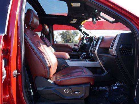 Used 2019 Ford F150 Platinum w/ Max Trailer Tow Package image 20