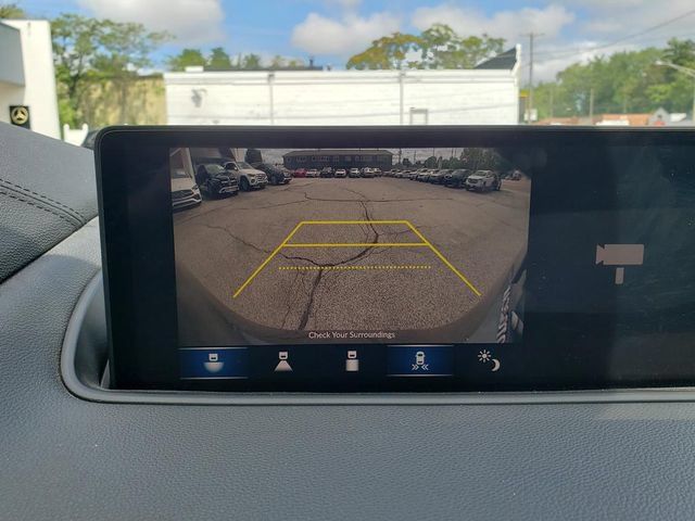 Used 2023 Acura MDX SH-AWD image 24