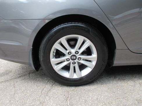 Used 2013 Hyundai Sonata GLS w/ Popular Equipment Pkg FWD image 21
