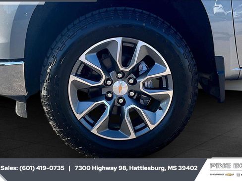 New 2026 Chevrolet Silverado 1500 LT w/ Z71 Off-Road Package AWD/4WD image 8